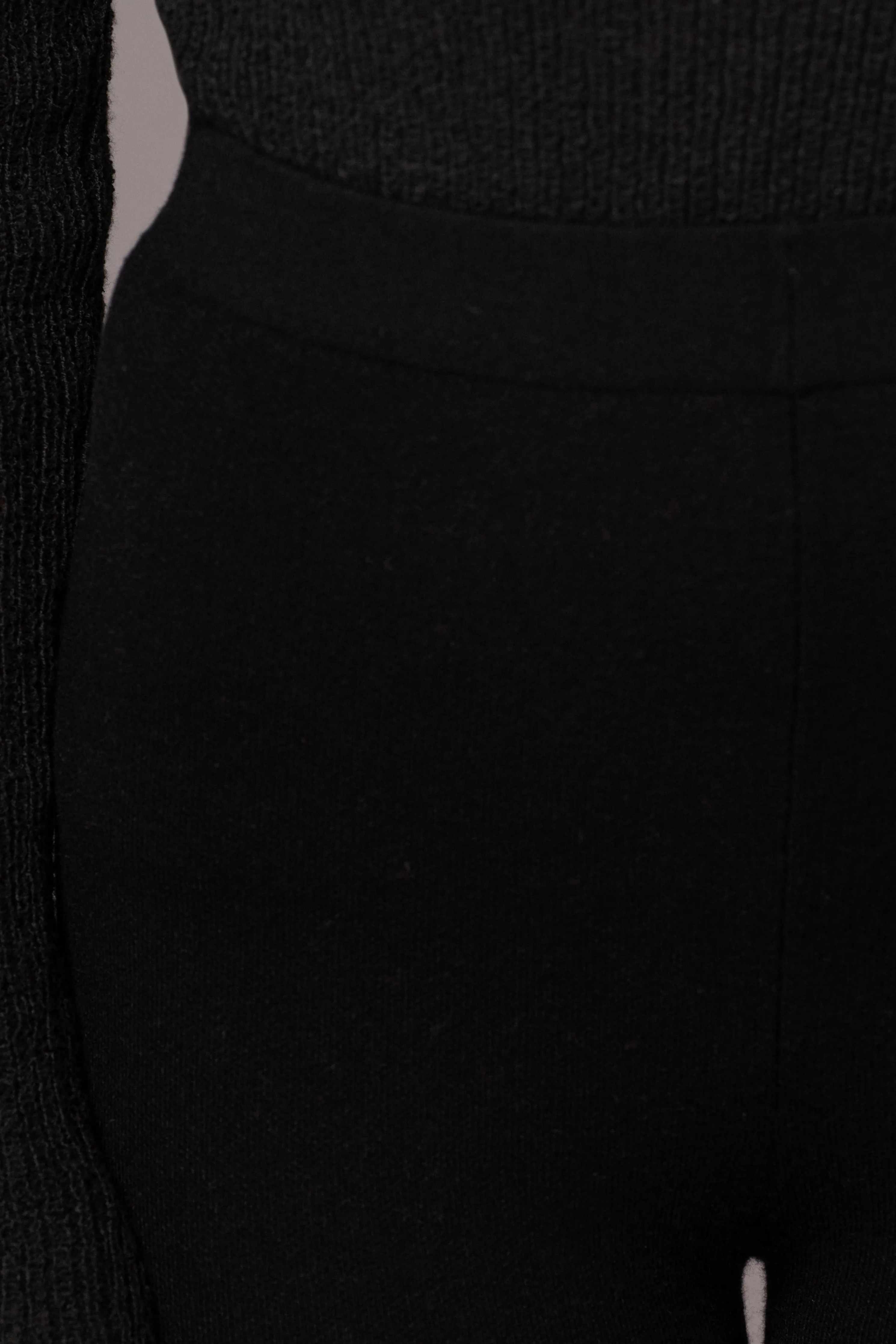 Black Effortless Knit Leggings