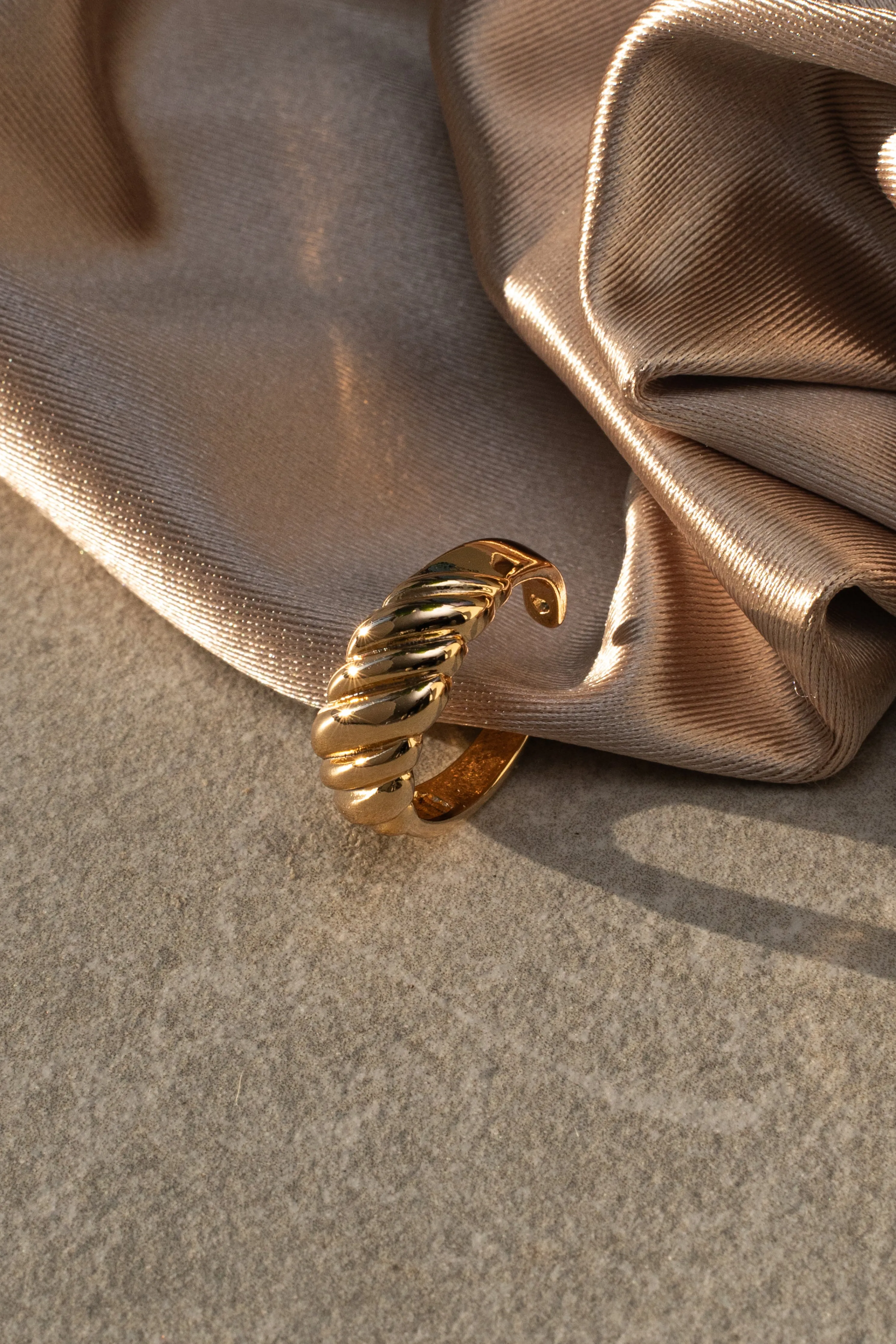 Gold Mae Croissant Ring
