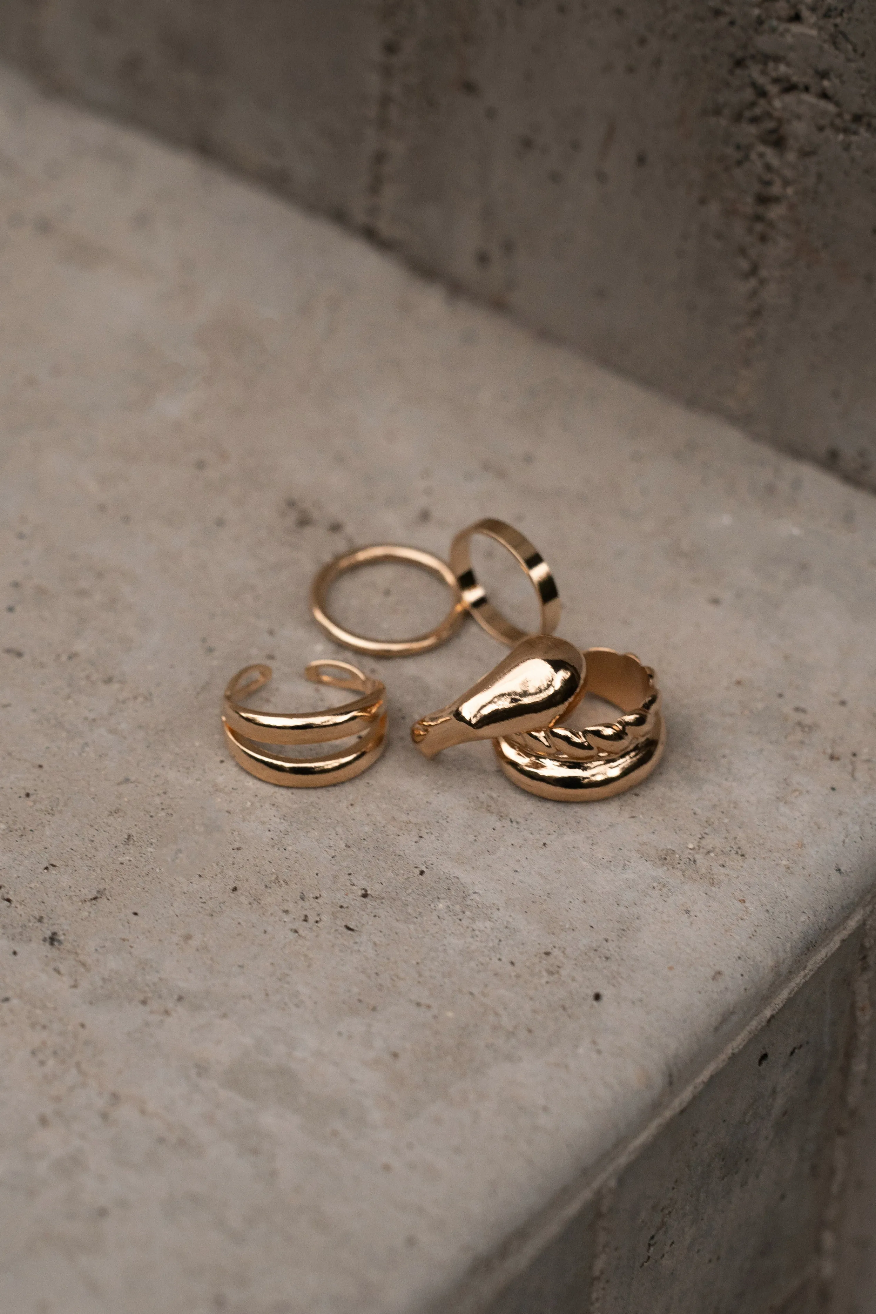 Gold Rue Ring Set