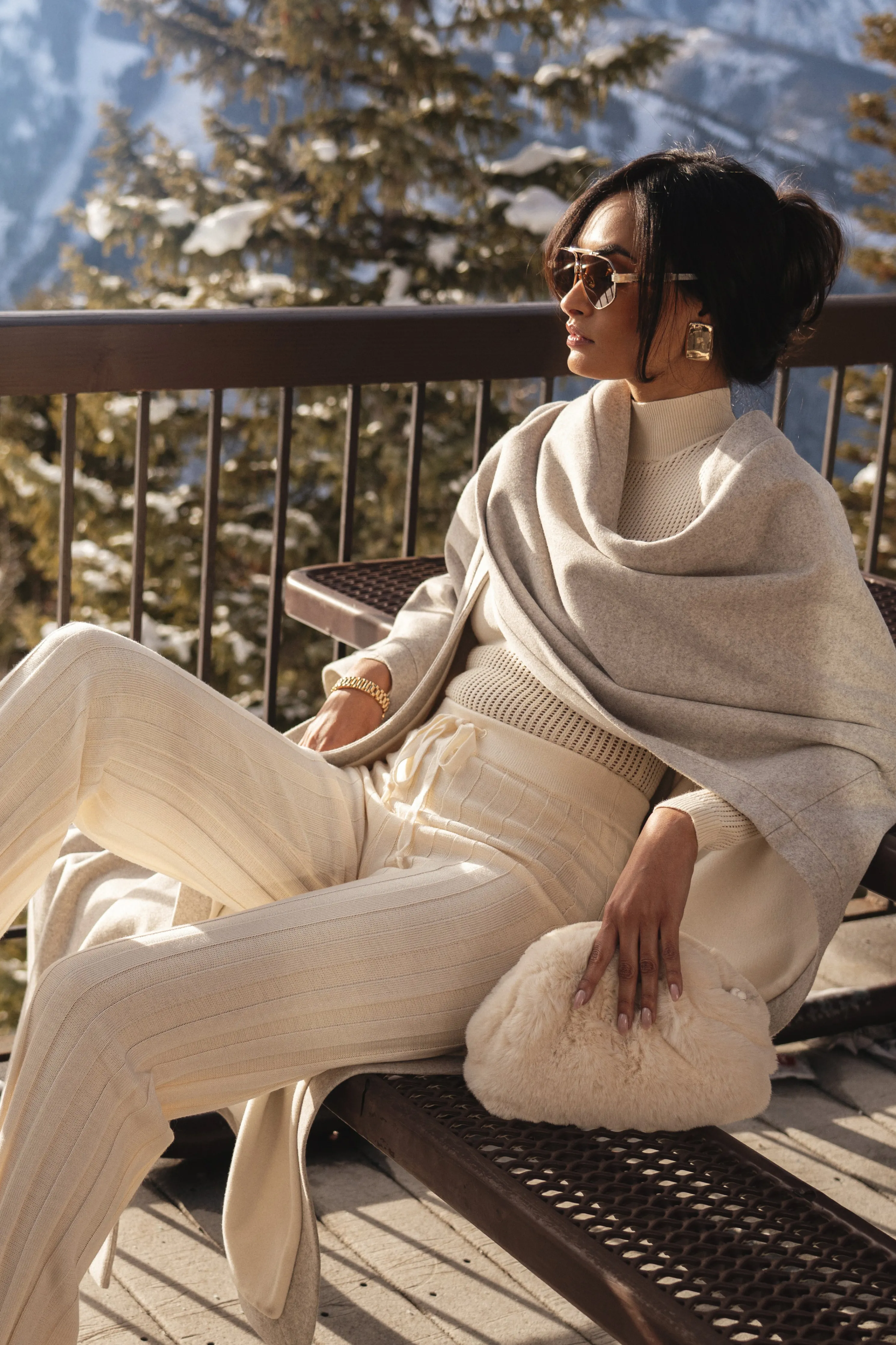 Ivory Park City Reversible Shawl