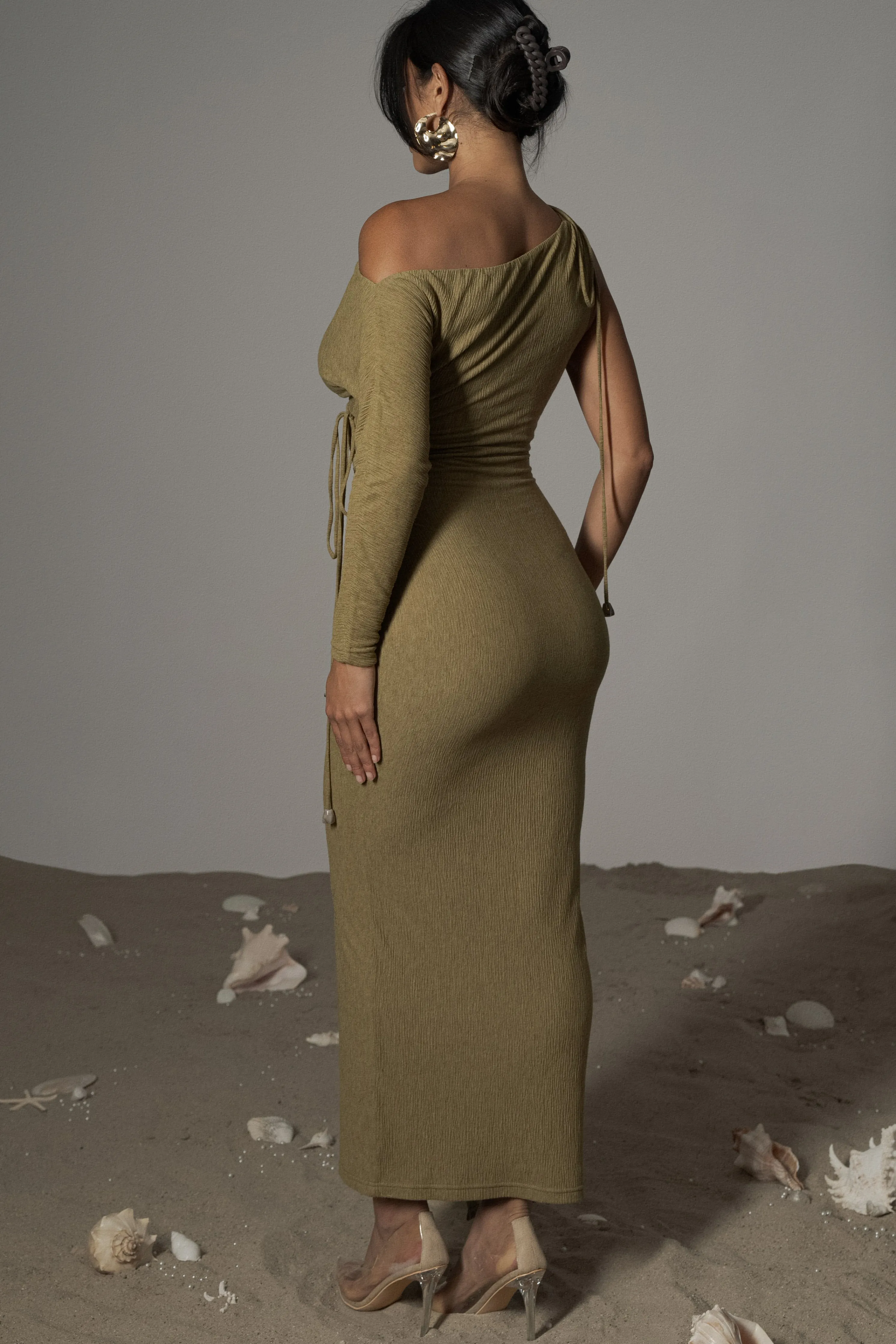 Moss Odelia Crinkled Maxi Dress