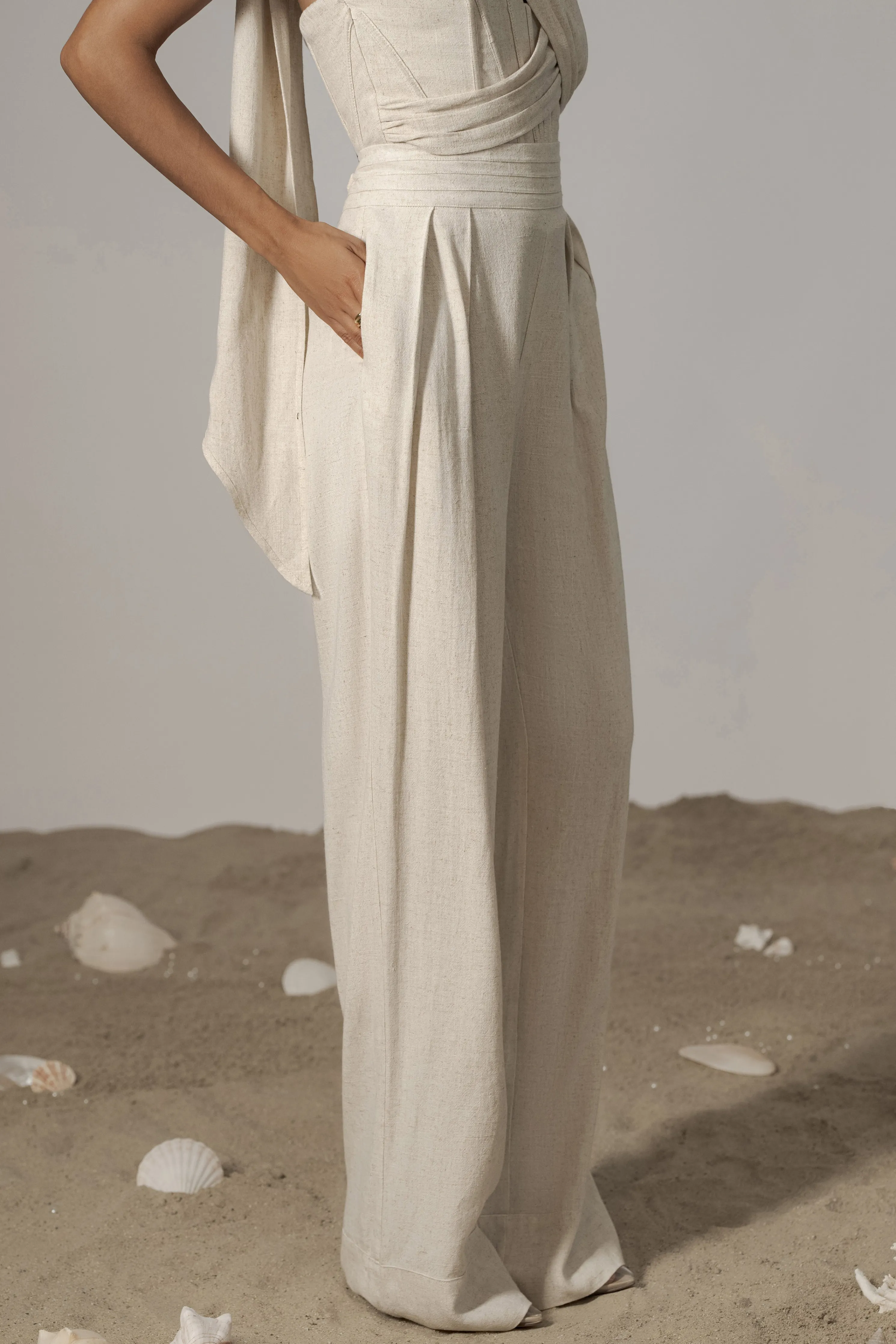 Natural Villa Views Linen Trousers