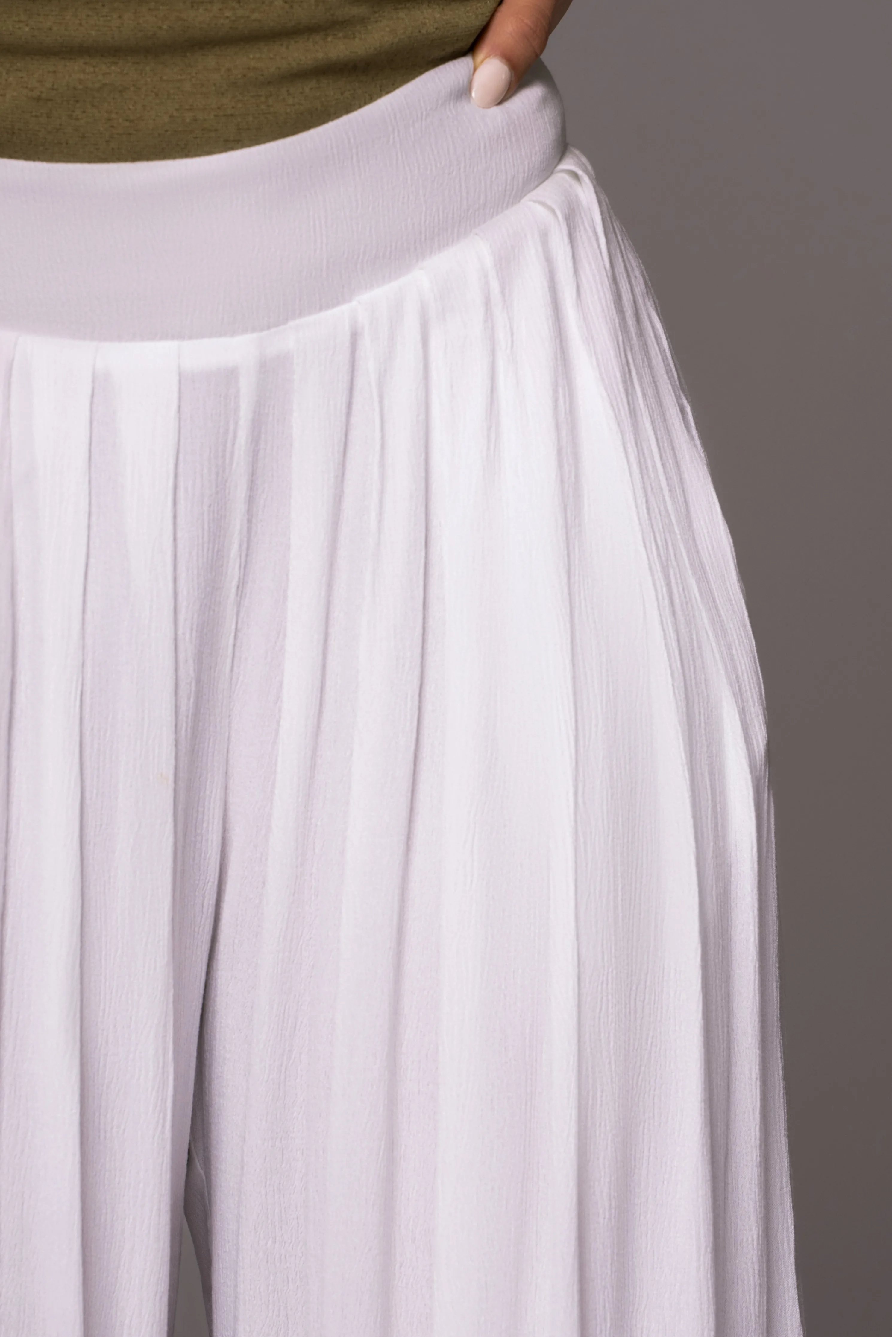 White After Sunset Pleated Pants