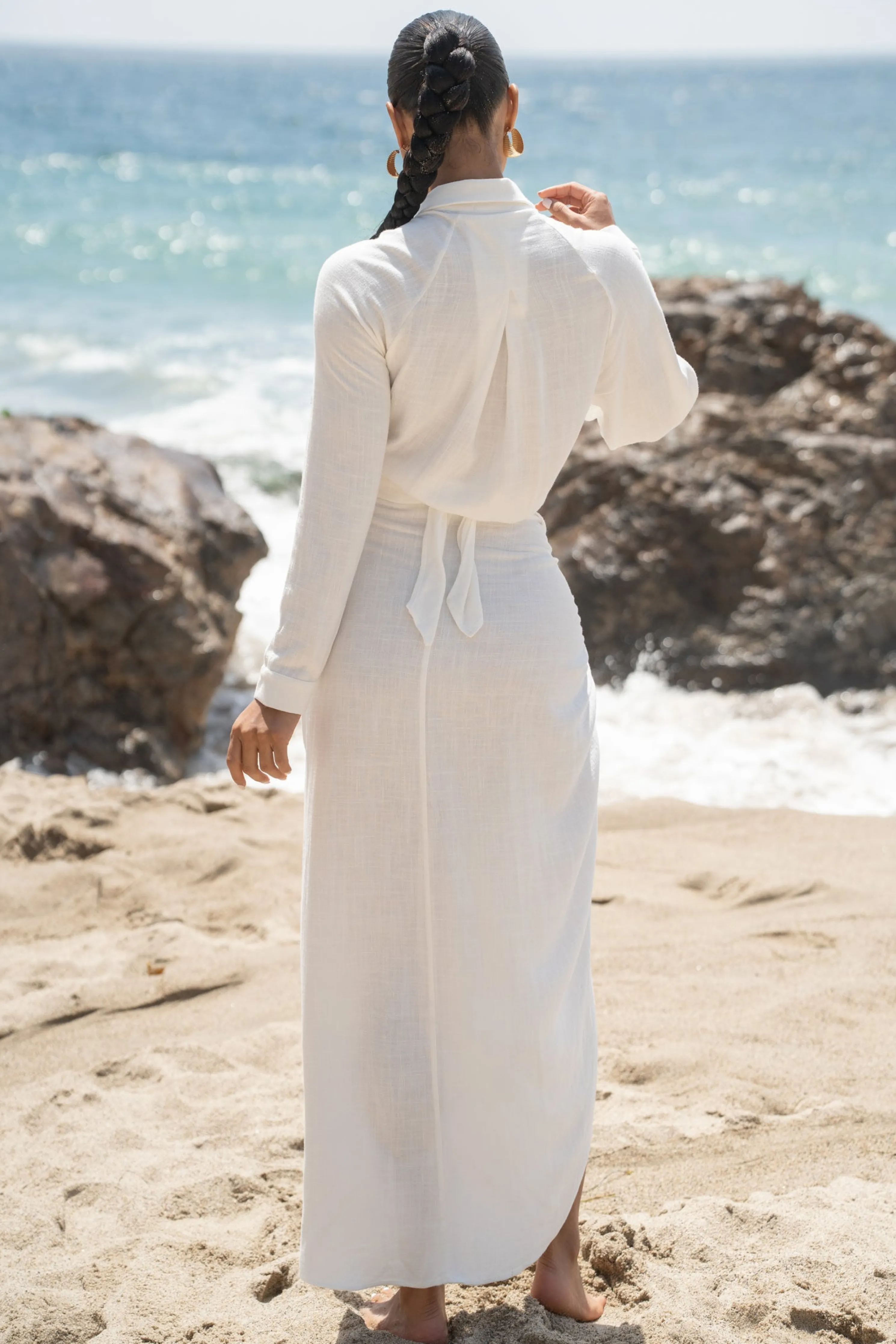 White SAYLOR LINEN SARONG