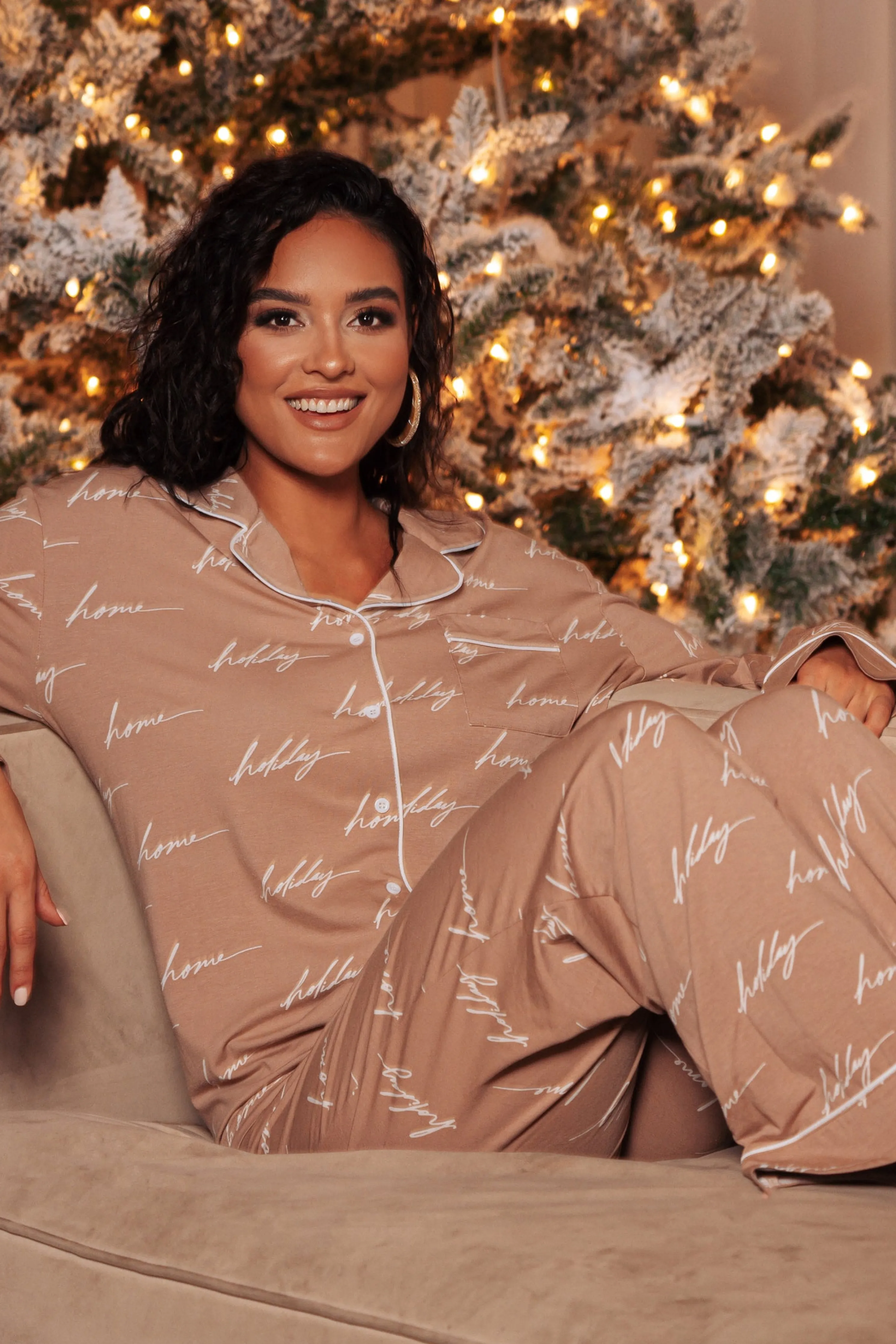 White/Tan Home For The Holiday Adult Pajama Set