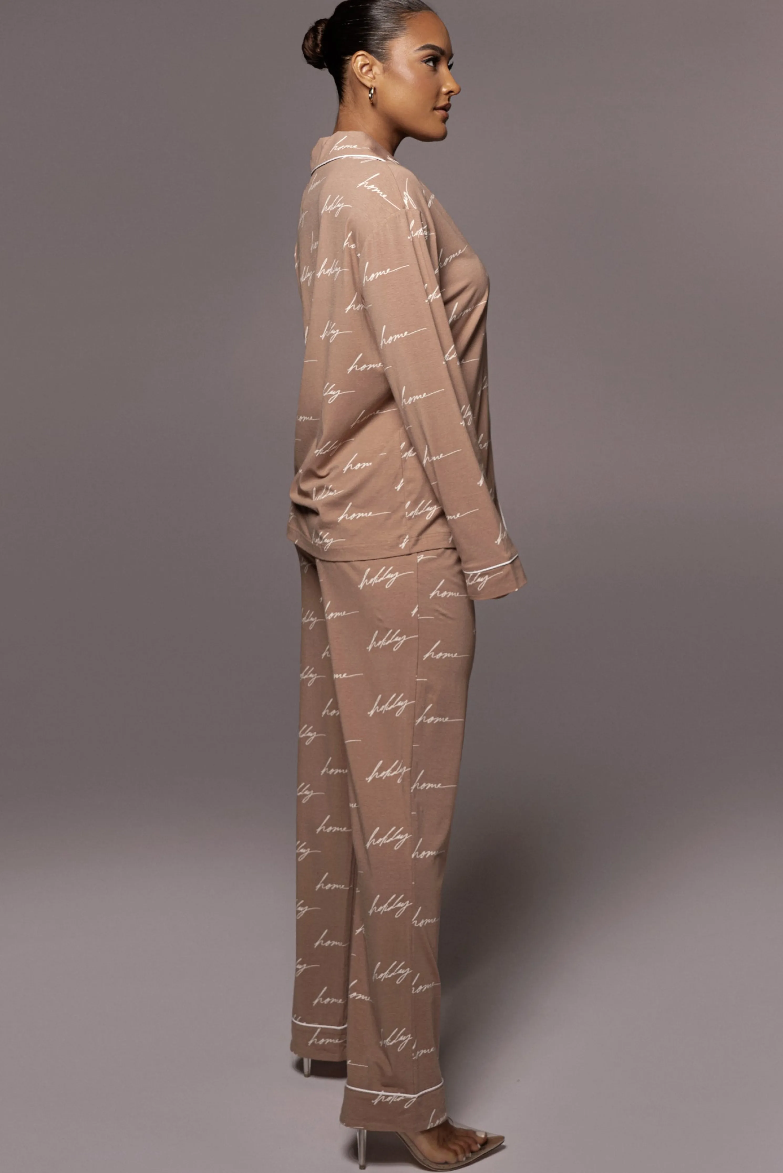 White/Tan Home For The Holiday Adult Pajama Set