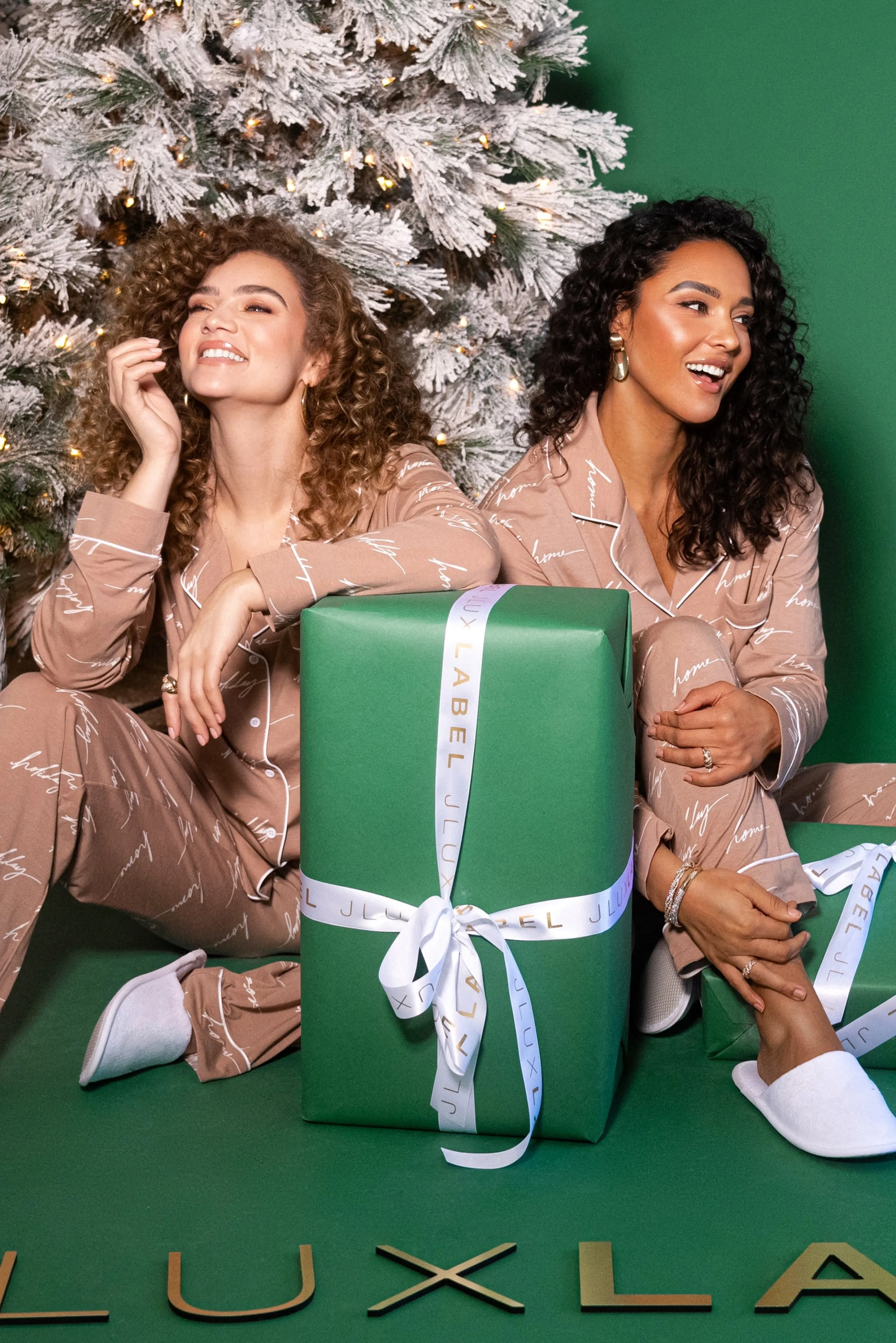 White/Tan Home For The Holiday Adult Pajama Set